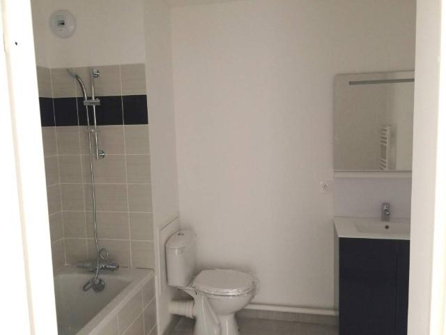 Appartement T2 43m2 à louer à Loos | Pichet