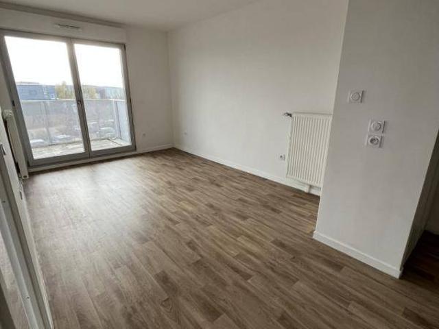 Appartement T2 42m2 à louer à Bruyères le châtel