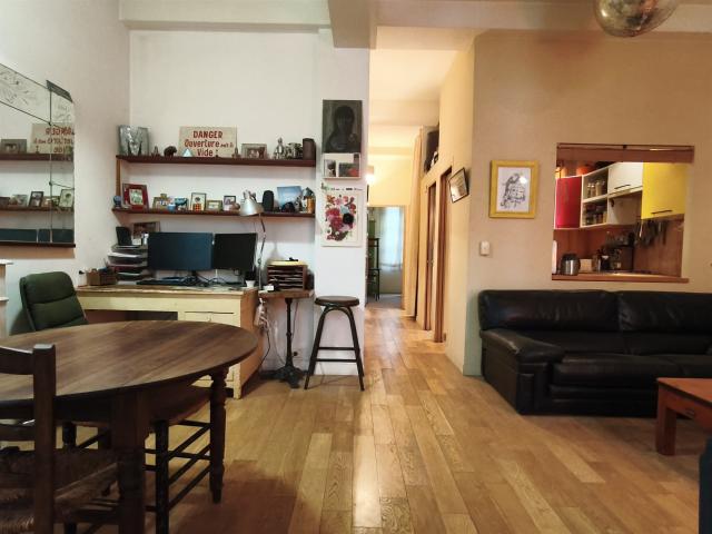 Appartement T2, 45 m2, avec jardin et dépendance, au coeur. 45m² Marseille 1er