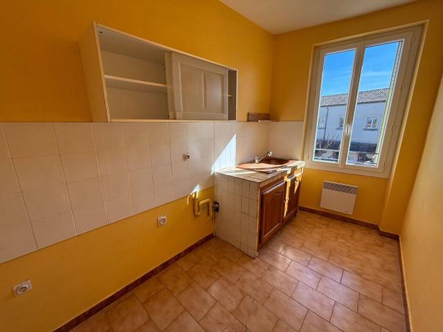 APPARTEMENT T2 48.82M² CENTRE VILLE ISLE SUR LA SORGUE AVEC CAV