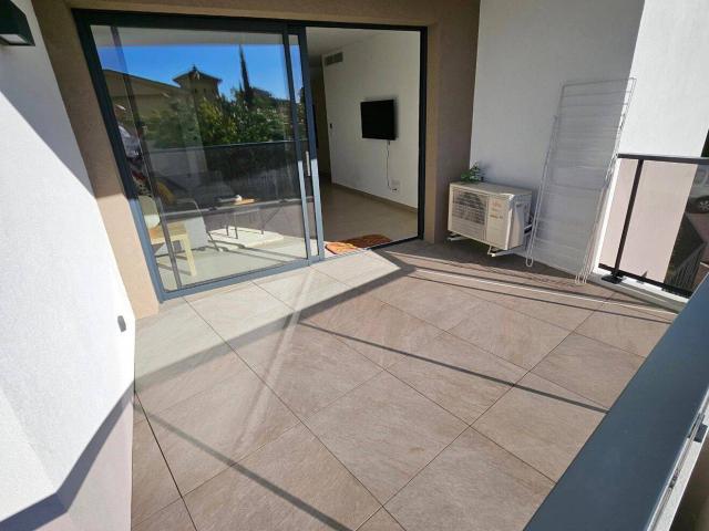 APPARTEMENT T2 14 avenue roi Albert 1er