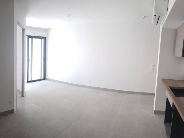 APPARTEMENT T2 2ème étage avec terrasse
