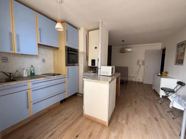 APPARTEMENT DE TYPE T2 VUE MER