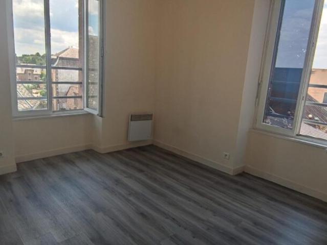 APPARTEMENT T2