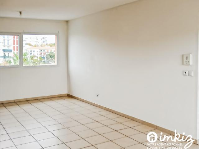 Appartement T2 Vertefeuille Terrasse et parking