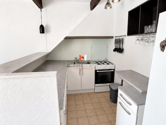 APPARTEMENT T2 VIDE AVEC EXTERIEUR