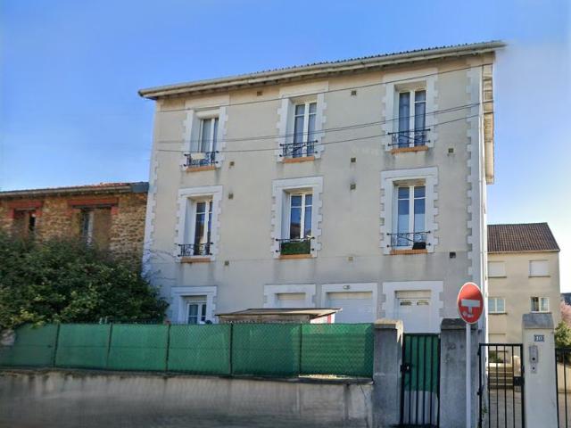 Appartement T2 VILLENEUVE LE ROI à louer