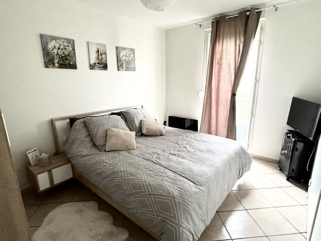 APPARTEMENT T2 VILLEURBANNE NON MEUBLE 43.68 m² / GARAGE