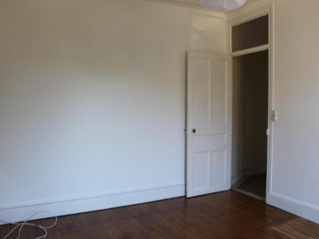 appartement t2 à grenoble ref ges09720054 900 agence delphine teillaud