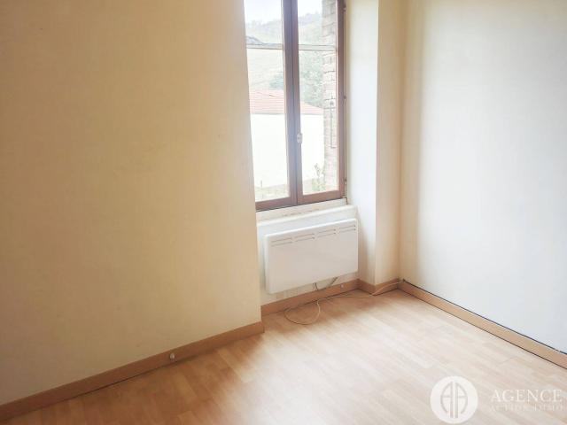 Appartement T2 à Limony