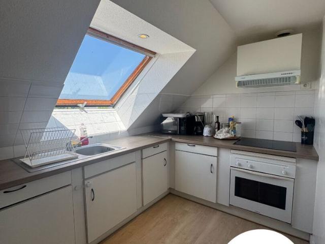 Appartement T2 à louer au dernier étage à Lorient Réf 3058