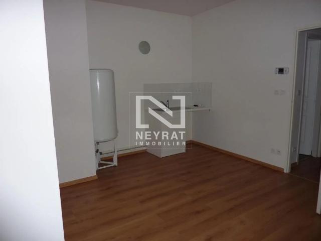 APPARTEMENT T2 A LOUER AUTUN PROCHE CENTRE 48.24 m2 420 € charges comprises par mois: Immobilier AUTUN | Neyrat Immobilier