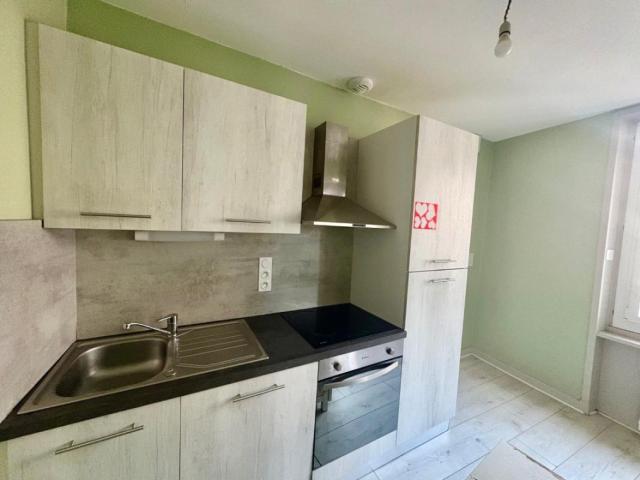 APPARTEMENT T2 A LOUER A ROANNE CENTRE VILLE