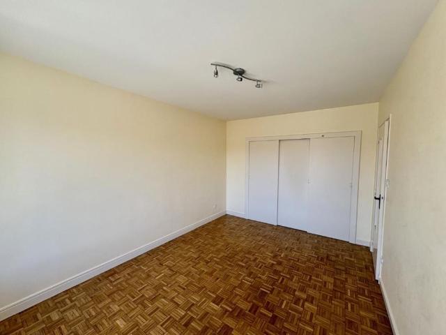APPARTEMENT T2 A LOUER A ROANNE GARE