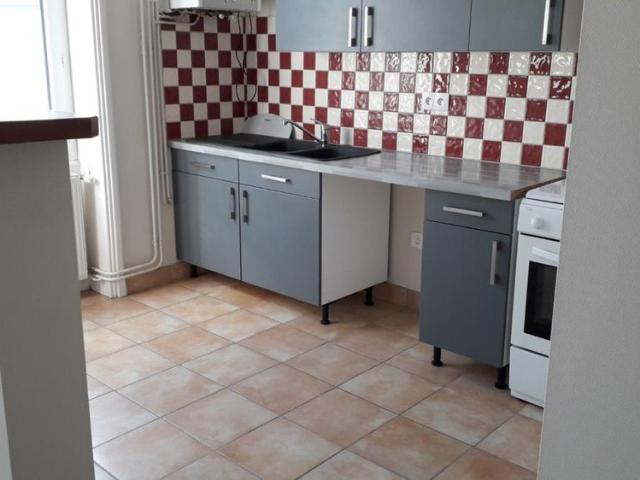 APPARTEMENT T2 A LOUER A ROANNE GARE
