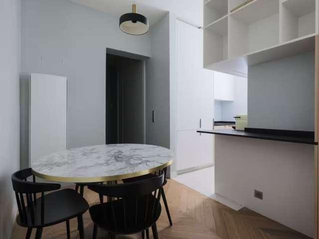 Appartement T2 à louer dans le Triangle d'Or, Paris