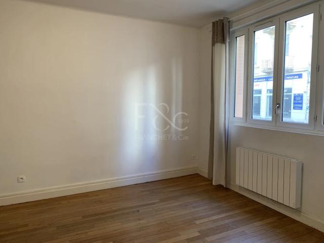 APPARTEMENT T2 A LOUER LYON 3EME ARRONDISSEMENT 42.32 m2 681 € charges comprises par mois