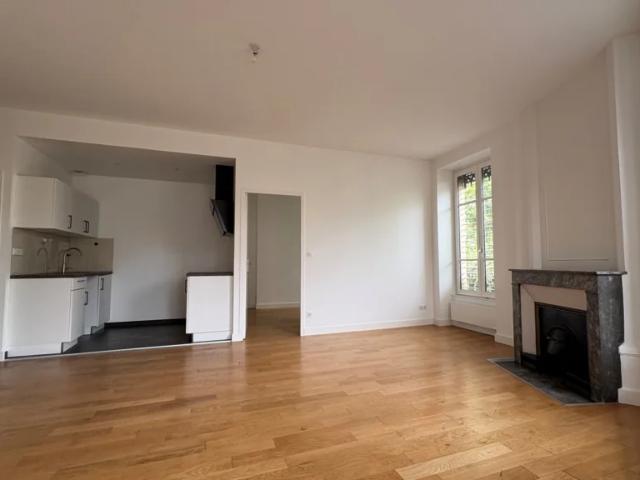 APPARTEMENT T2 A LOUER LYON 3EME ARRONDISSEMENT Saint Amour 47.46 m2 995 € charges comprises par mois: Immobilier LYON 3EME ARRONDISSEMENT | Agence immobilière à Lyon Galyo