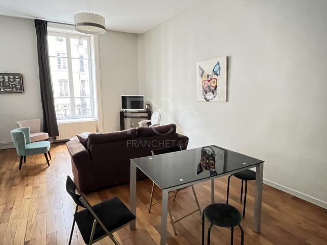 APPARTEMENT T2 A LOUER LYON 6EME ARRONDISSEMENT 67.47 m2 1 217 € charges comprises par mois
