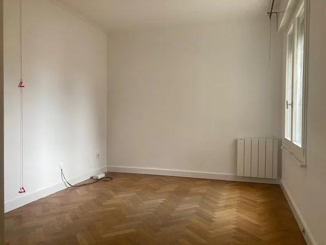 APPARTEMENT T2 A LOUER LYON 6EME ARRONDISSEMENT Edgard Quinet 40 m2 1 600 € charges comprises par mois: Immobilier LYON 6EME ARRONDISSEMENT | Agence immobilière à Lyon Galyo