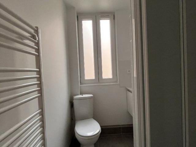 APPARTEMENT T2 A LOUER PARIS 17EME ARRONDISSEMENT Batignolles 10 35.57 m 1 264 €