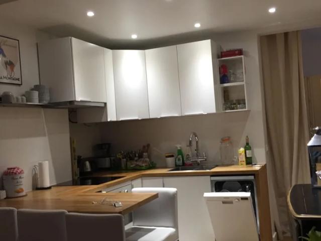 APPARTEMENT T2 A LOUER PARIS 17EME ARRONDISSEMENT Batignolles 37 m2 1 490 € charges comprises par mois: Immobilier PARIS 17EME ARRONDISSEMENT | Perenium, agence immobilière à Paris – administration de biens et gestion locative
