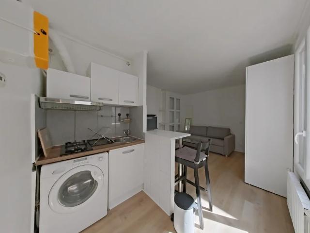 APPARTEMENT T2 A LOUER PARIS 10EME ARRONDISSEMENT Saint Vincent de Paul 5 42.59 m2 1 500 € charges comprises par mois: Immobilier PARIS 10EME ARRONDISSEMENT | Perenium, agence immobilière à Paris – administration de biens et gestion locative