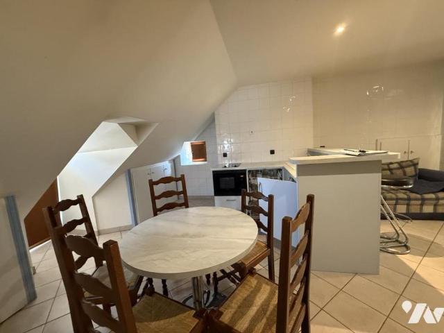 APPARTEMENT MEUBLÉ T2 A LOUER ST CHELY D'APCHER