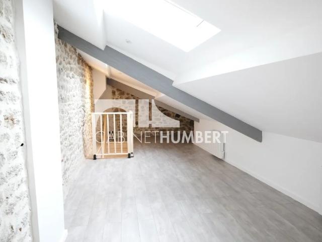 APPARTEMENT T2 A LOUER ST ETIENNE CENTRE VILLE