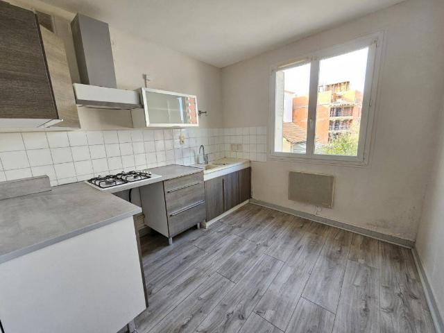 APPARTEMENT T2 A LOUER