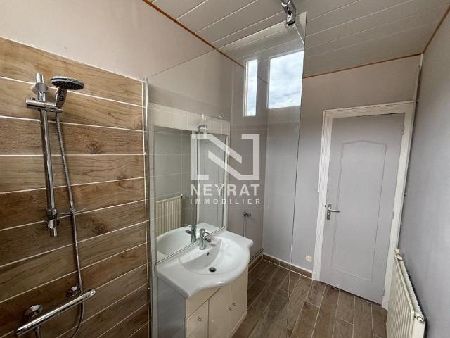 APPARTEMENT T2 A LOUER