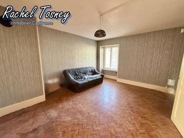 Appartement T2 à rénover, à vendre PLANCHER LES MINES 70290
