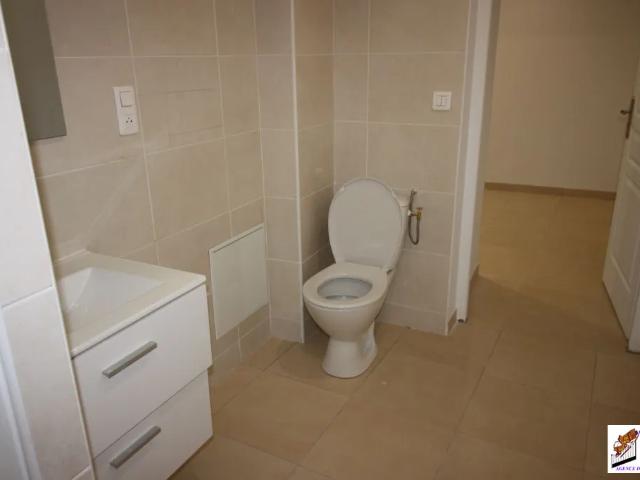 Appartement T2 au 1er étage à Rians