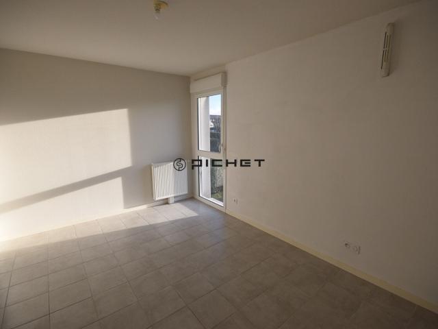Appartement T2 avec ascenseur terrasse et parking