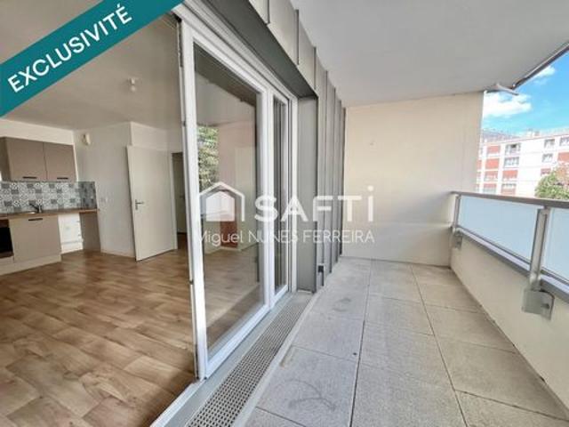 APPARTEMENT T2 AVEC BALCON ASCENSEUR PLACE DE PARKING