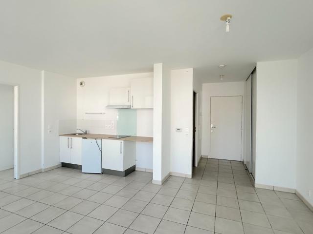 Appartement T2 avec balcon et parking à vendre ? Bordeaux se. 45m² Bordeaux