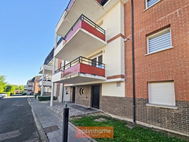 Appartement T2 Avec Balcon Et Parking Residence Recente 42m² Arras