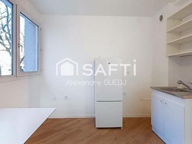 APPARTEMENT T2 AVEC GARAGE FERME ET CAVE