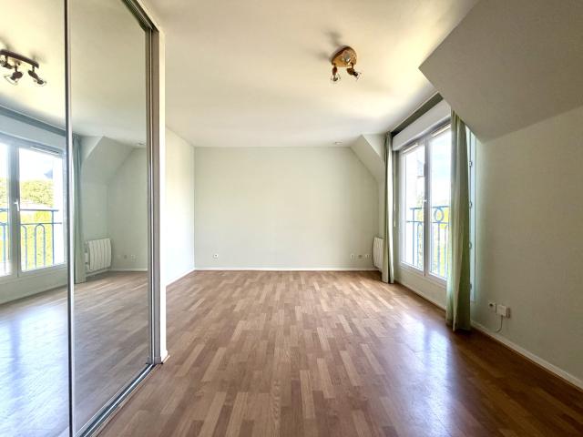 Appartement T2 avec parking proche centre ville senlis