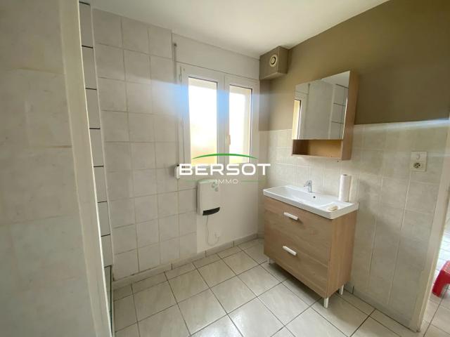 Appartement T2 avec petit terrain proche BESANCON