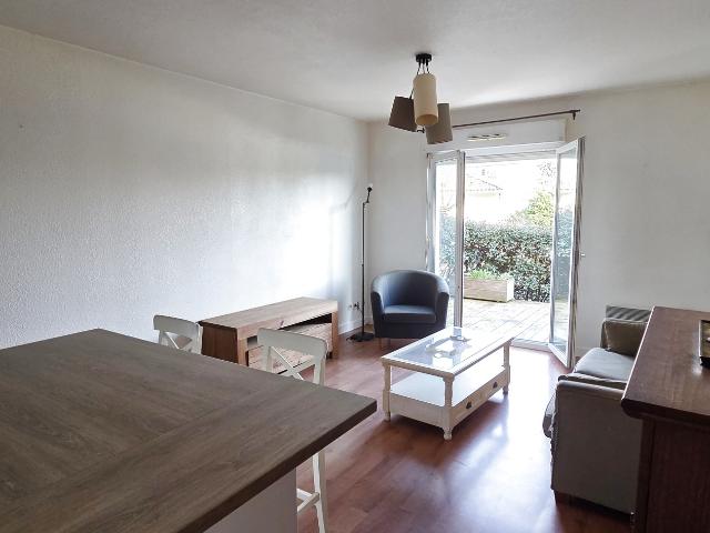 Appartement T2 avec terrasse et jardin / Bordeaux Caudéran proche toutes commodités