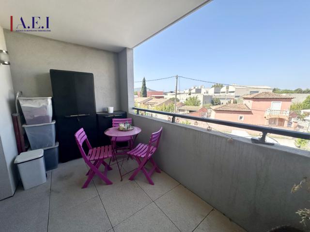 Appartement T2 avec terrasse et stationnement privatif