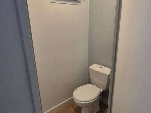 Appartement T2 avec terrasse, jardin privatif et piscine à Créon