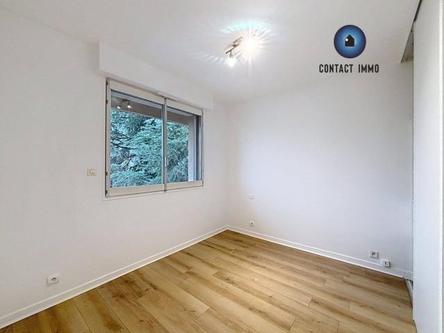 Appartement T2 avec terrasse, parking et garage