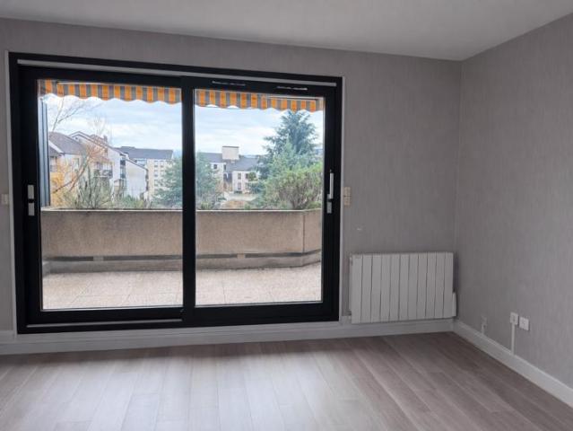 Appartement t2 avec terrasse plein sud résidence services