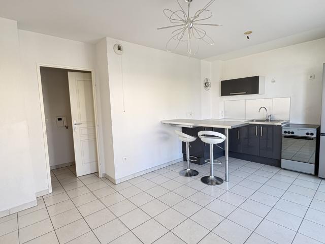 Appartement T2 avec terrasse