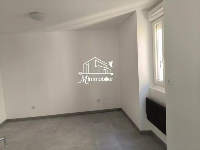 260310 EXCLUSIVITE T2 Quartier Révolution