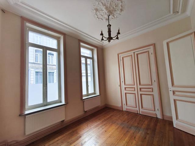 Appartement T2 bis 50.60 m2 + espace aménagé sous sol Gambetta / République