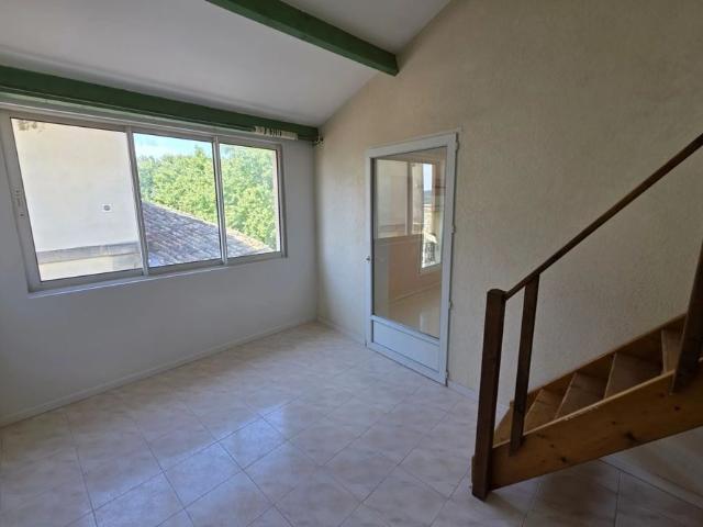 Appartement T2 Bis Saint Quentin la Poterie