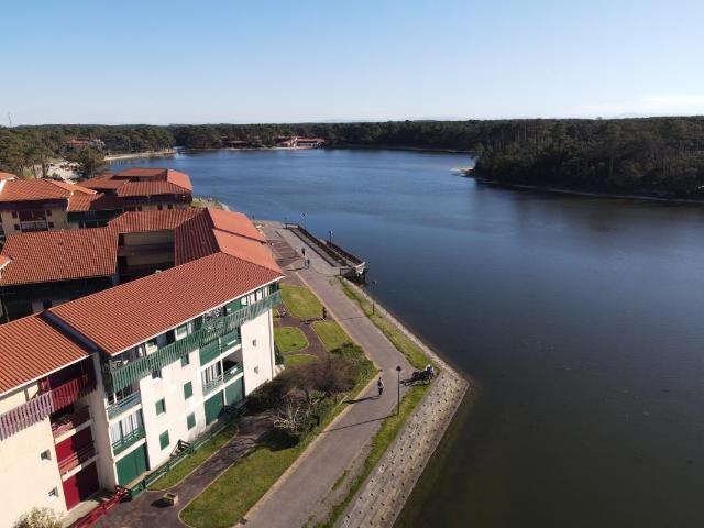 Appartement T2 cabine au bord du lac marin entre Vieux Boucau et Soustons plage